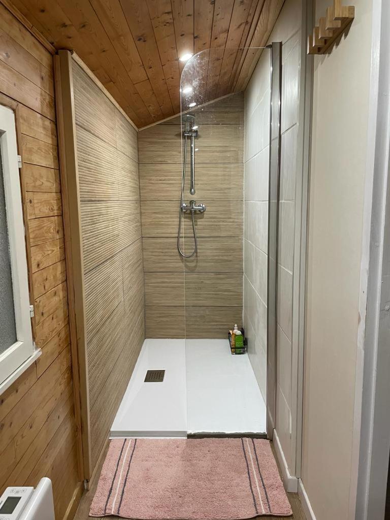 Maison Familiale En Bois Avec Piscine, Proche Du Bassin กูฌ็อง-เมสทราส ภายนอก รูปภาพ
